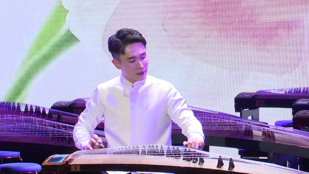 黄伟杰老师演奏《女人花》