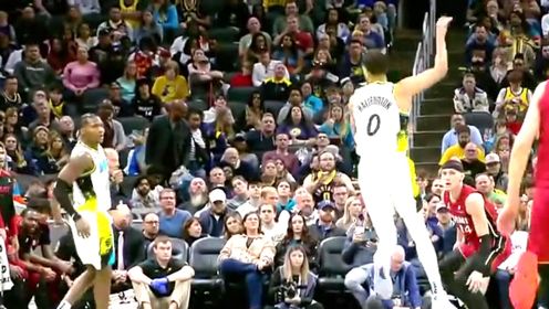 哈利伯顿送不看人妙传 托平起飞空接暴扣得手 - 腾讯视频