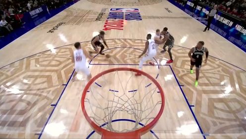 《NBA骑士》灵蛇出洞冲击禁区 沃特福德欧洲步上篮一气呵成
