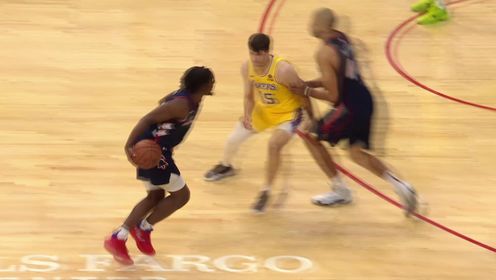 《TOP时刻》28日NBA最佳助攻 马克西背后长眼精准妙传巴图姆