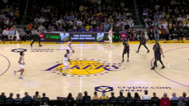 展示一下什么叫攻防一体 浓眉窒息封盖随后轻取两分制霸全场