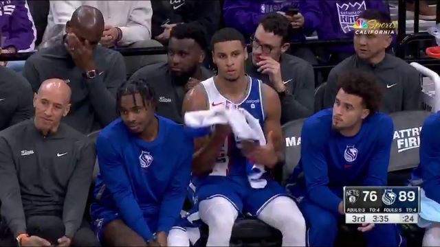 NBA常规赛：篮网vs国王第3节英文原声回放
