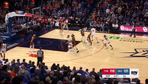 《TOP时刻》5日NBA最佳镜头 巴雷特加时突破篮下炸裂隔扣霍姆格伦