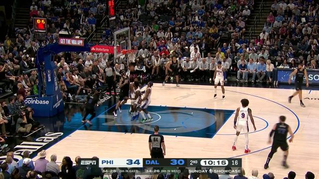 简直就是艺术 欧文轻松过掉防守高举高打轻松取分