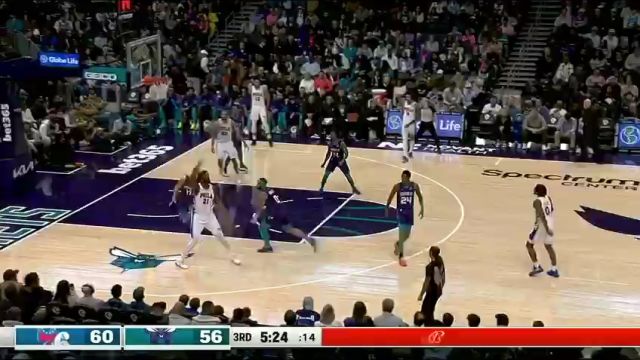NBA常规赛：76人vs黄蜂第3节英文原声回放