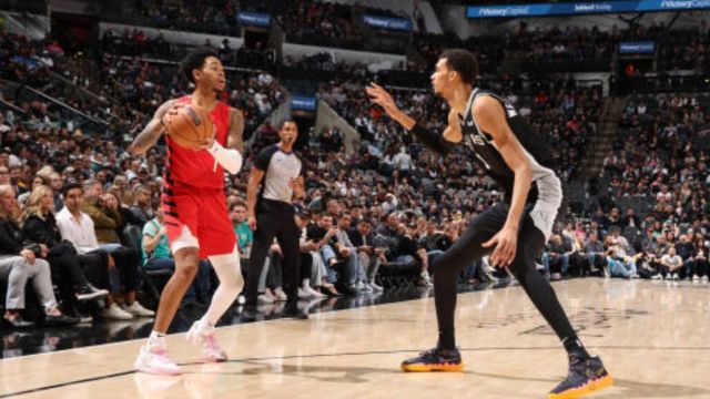 西蒙斯vs马刺集锦 狂砍40+10无奈没法带队取胜