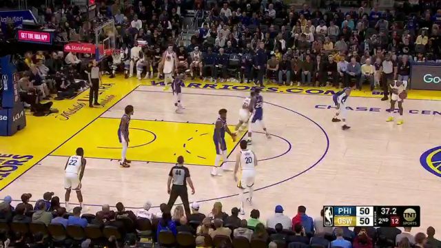 豪斯直接出了底线 库明加暴力灌筐势大力沉