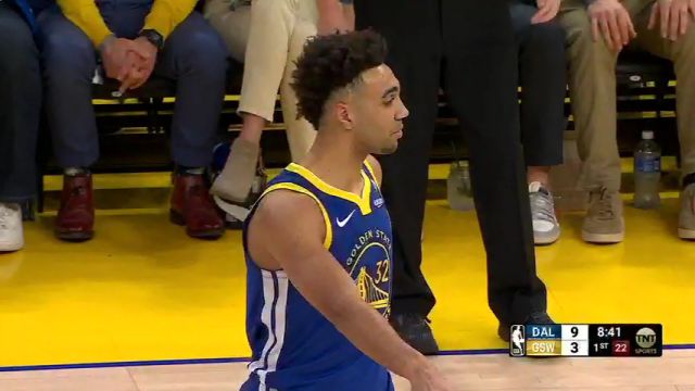 NBA常规赛：独行侠vs勇士第1节中文解说回放