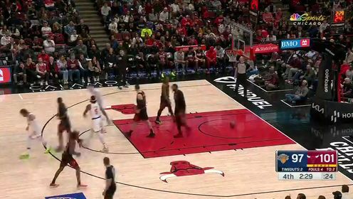 《芝加哥公牛》【回放】NBA常规赛：尼克斯vs公牛第4节中文解说回放