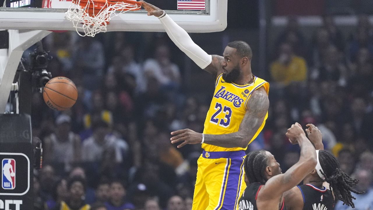 top时刻|湖人快船五佳球:詹姆斯再现经典追帽 曼恩隔扣浓眉哥