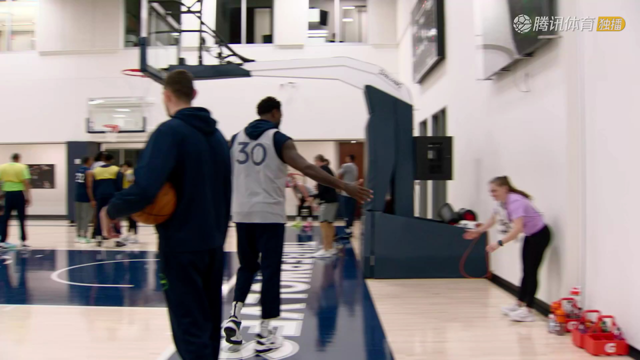 2025/26赛季NBA杯小组赛东部A组：步行者 VS 骑士 全场回放