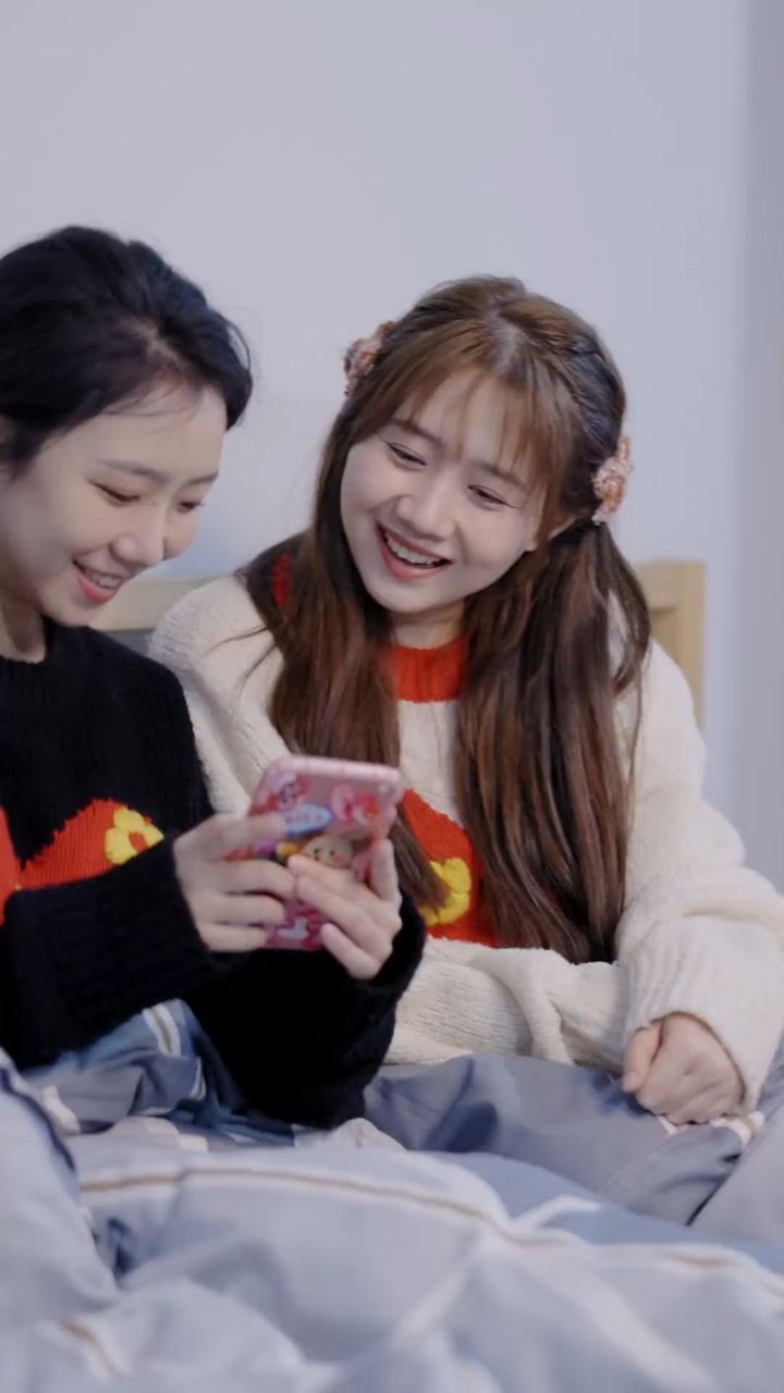 当醋王男友和绿茶闺蜜争宠时