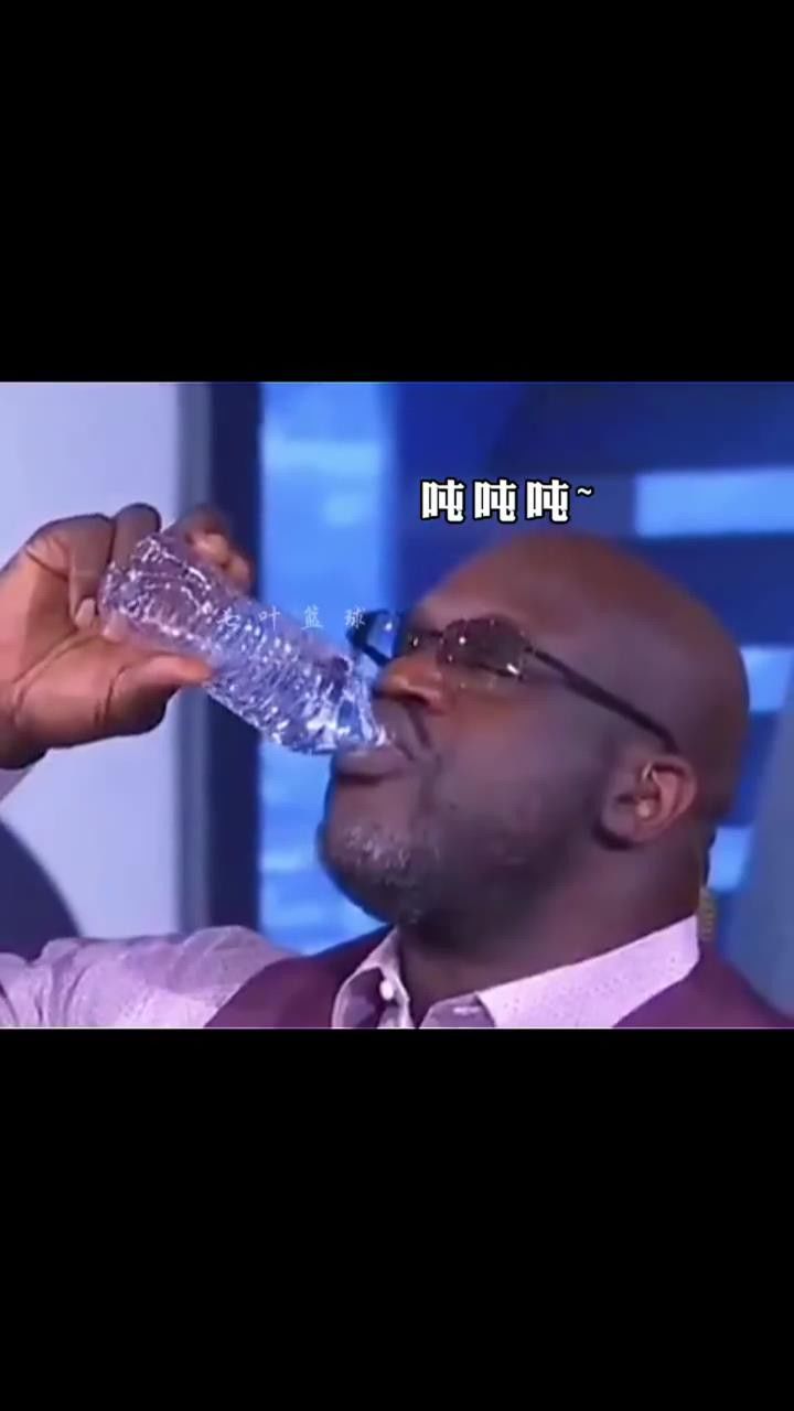 nba球星们喝水"内卷"!最后一个千万别让威金斯看见!