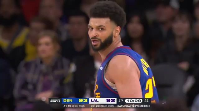 NBA湖人vs掘金,詹姆斯里程悲:遭11分逆转,约基奇35+10 掘金力克湖人6连胜,詹姆斯轰26+9让四万分夜黯淡