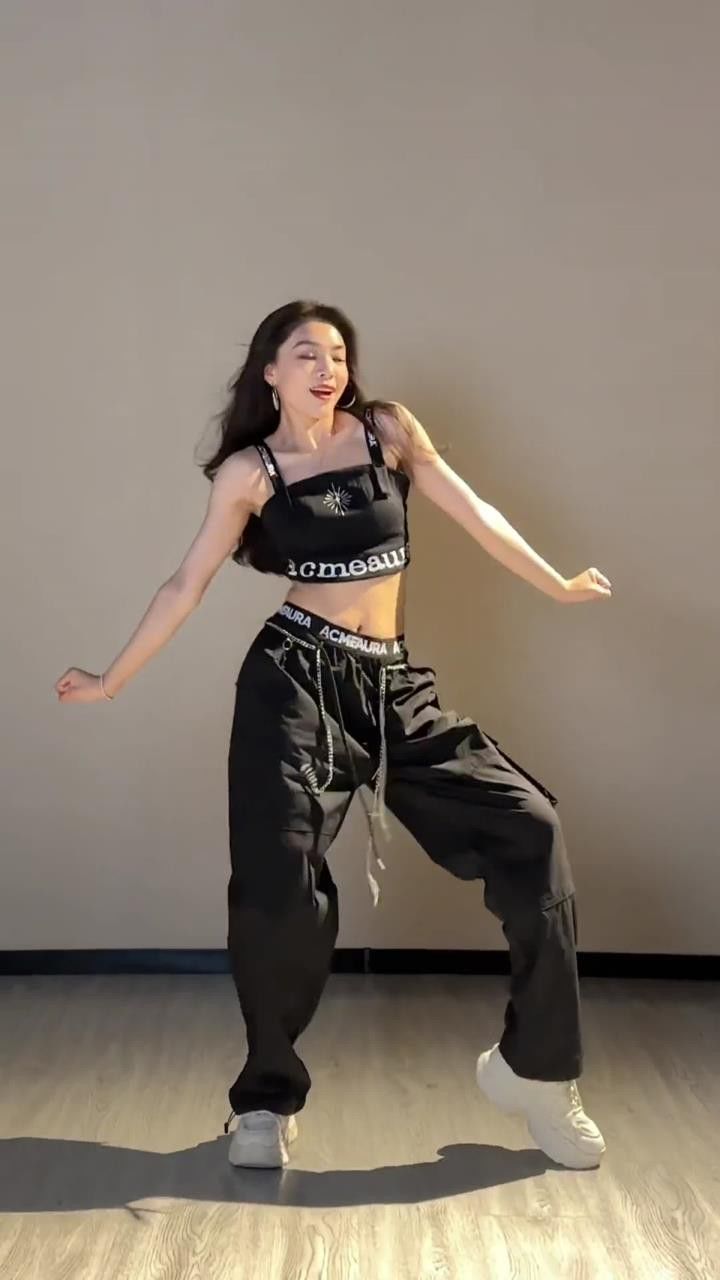 做自己超酷的好不好#零基础学舞蹈#女生酷起来