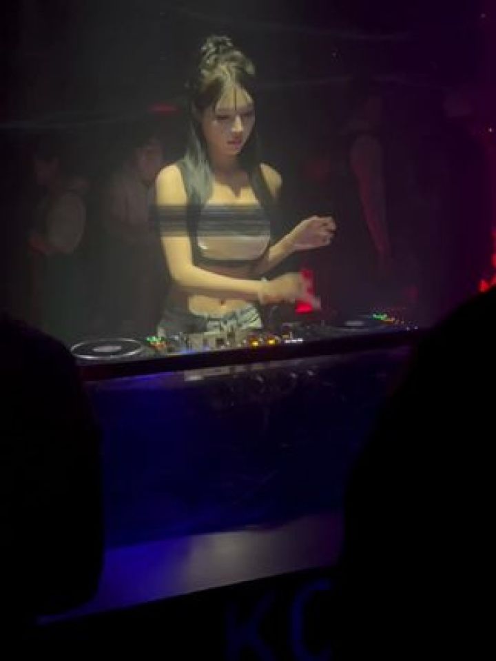 创作灵感 可以再深一点吗 我说的是我们的感情 #网红酒吧打卡 #kone