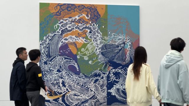 “山海花开—迎新春美术作品展”在大芬美术馆展出