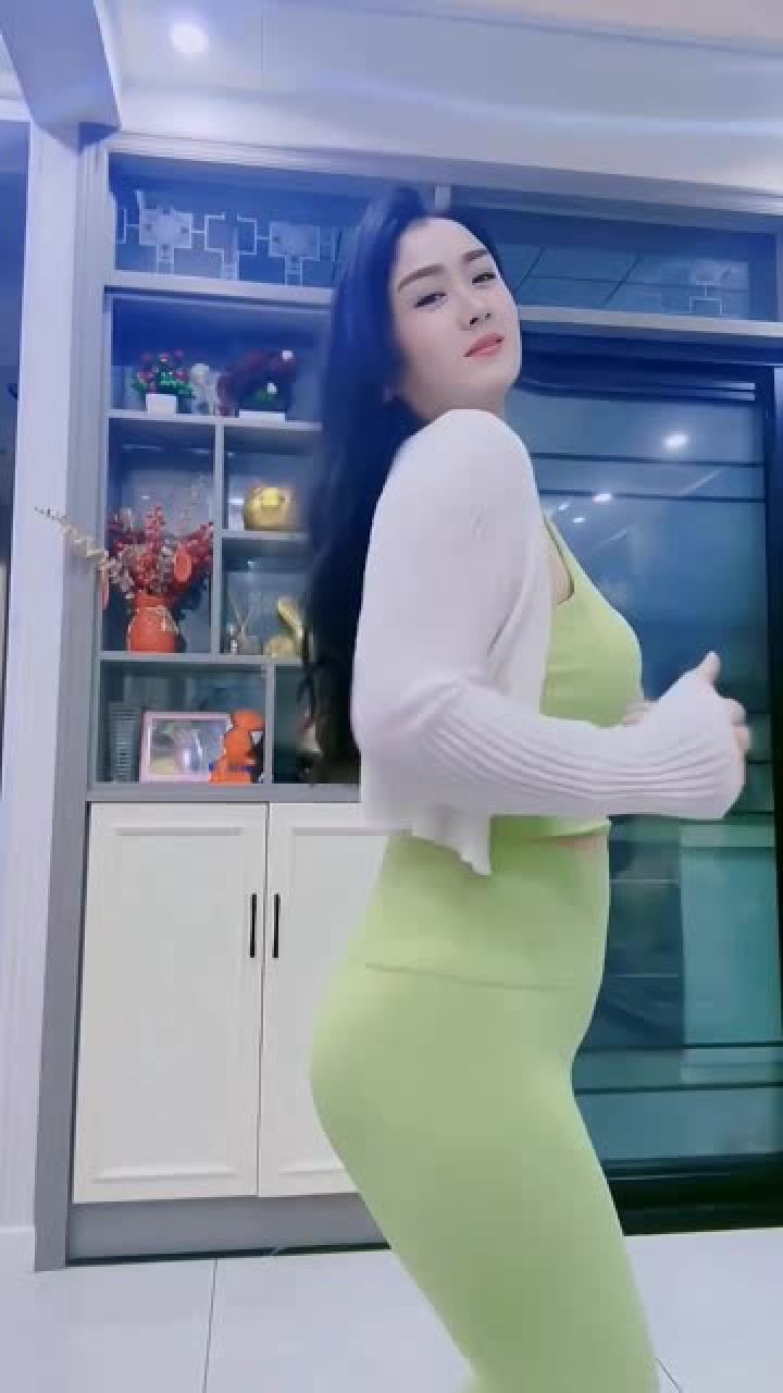 听说微胖才是极品 #微胖女性的独特魅力 #微胖女人是极品