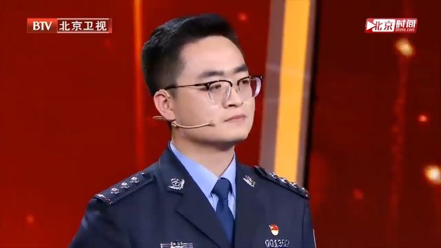 十五年来,朱志伟接触上万名吸毒成瘾者,既是警察又是医生