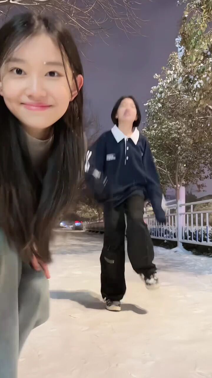 哈哈哈哈哈哈一遍过! #宋小睿 #二美丽 #烫脚舞