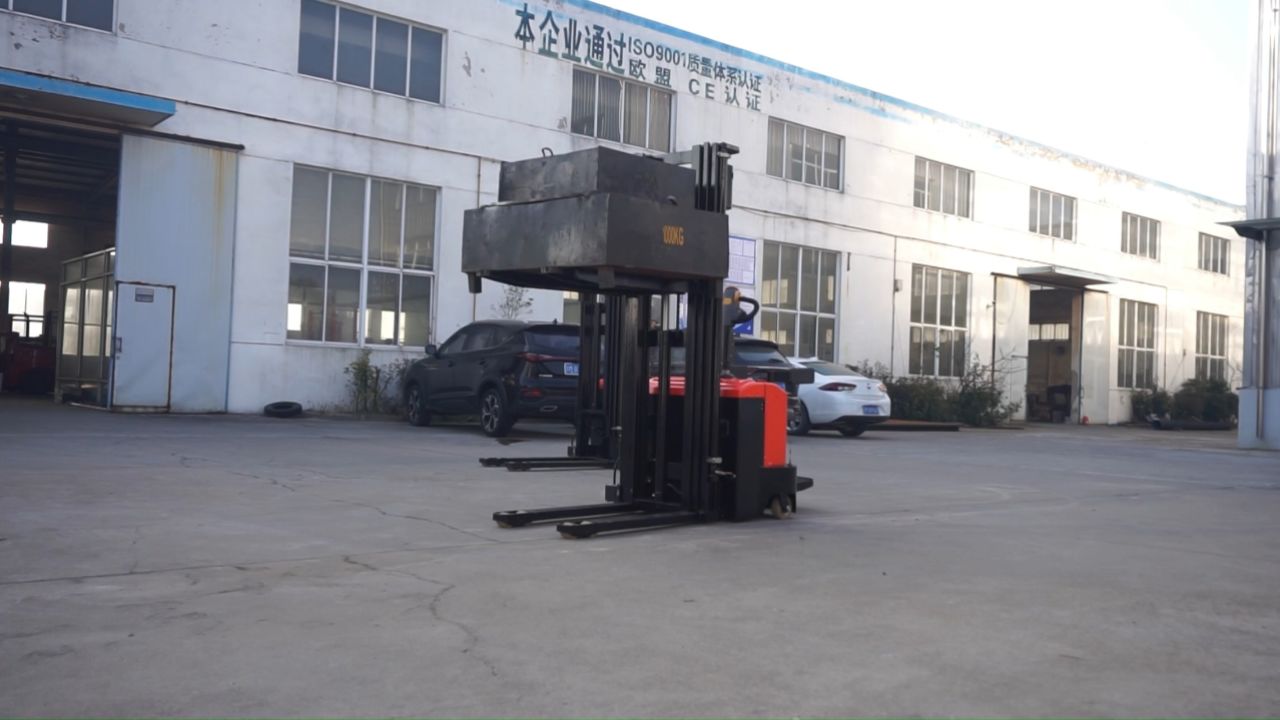 惠泽agv电动堆高车使用寿命长,实在的价格,符合国家标准