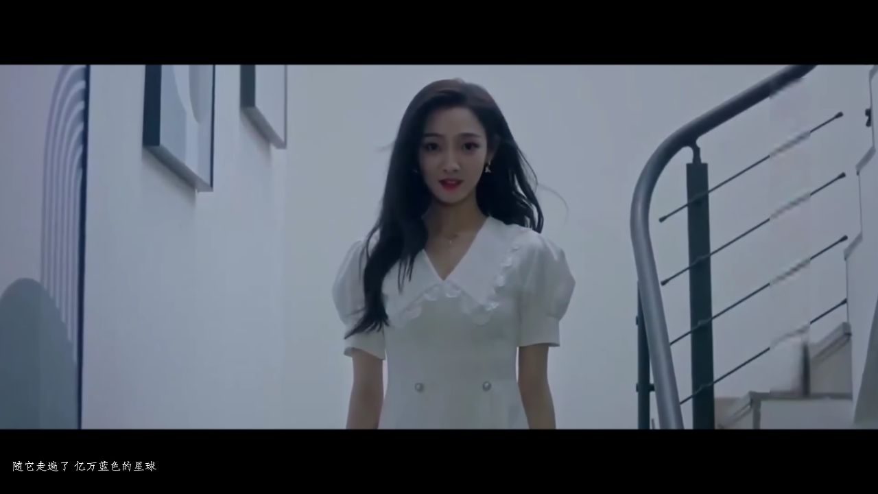 歌名 刘至佳 - 日月星辰(原唱版)美女舞蹈 精彩在后头