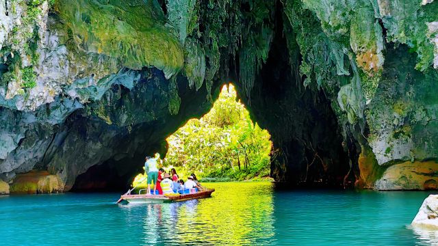 广西河池凤山县“三门海”,这样碧绿纯净的地下河您见过吗?