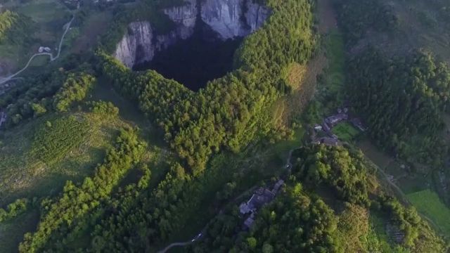 天南地北找天坑 01:来自中国的学术术语