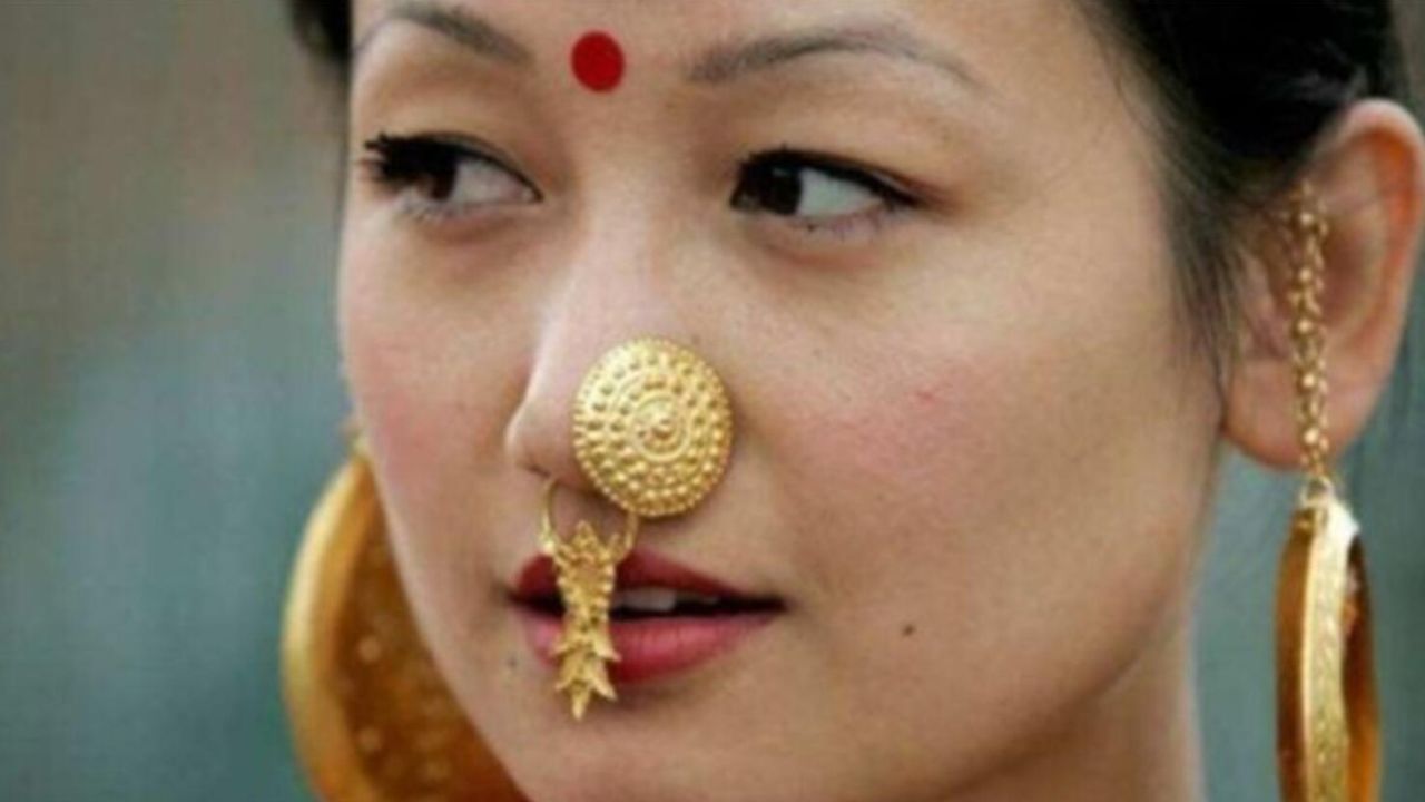 去印度旅游,为啥远离戴鼻环的女人?导游:大家别惹祸上身