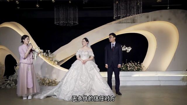 最深姐妹情,婚礼中妹妹为姐姐送上真挚祝福,感人至深#婚礼祝福#姐妹#菏泽婚礼主持人晨宇#婚礼主持人#备婚日常