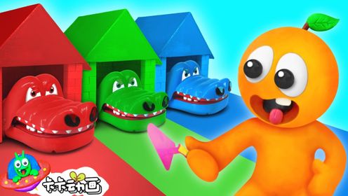 卡卡趣玩动画：橙橙决定给怕冷的小鳄鱼们建房子，小鳄鱼们会住进去吗？