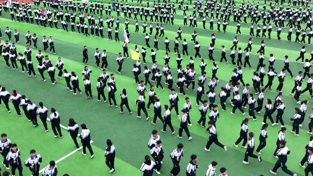 威宁民族中学的校歌还有多少人熟悉,那是属于你们逝去的青春#校园生活