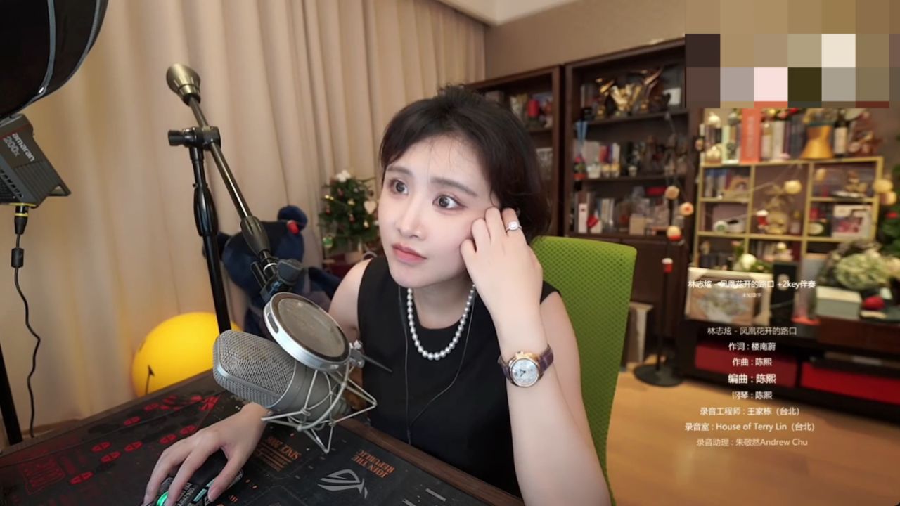 陈一发儿-凤凰花开的路口