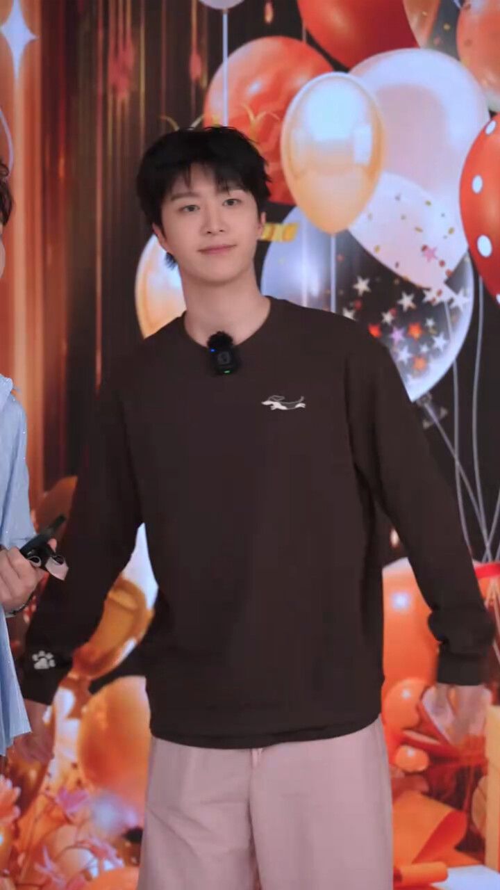 【范丞丞 李佳琦】特步 直播活动回放