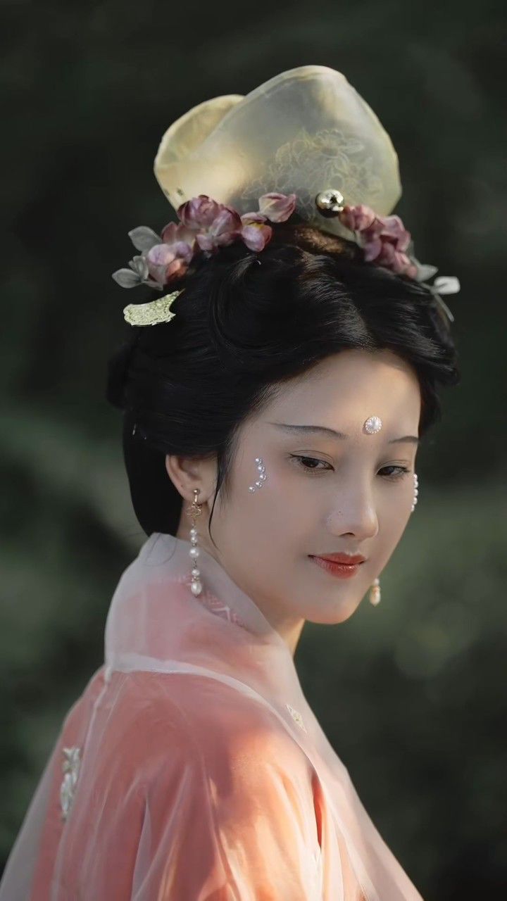 宋·珍珠妆,古人有自己的极致审美.