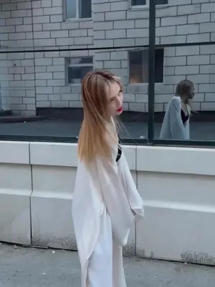 俄罗斯美女 #俄罗斯异域风情 #金发女孩 #辣身材