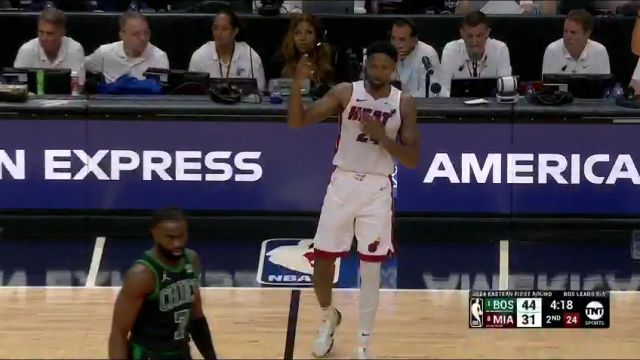 NBA季后赛：凯尔特人vs热火第2节英文原声回放