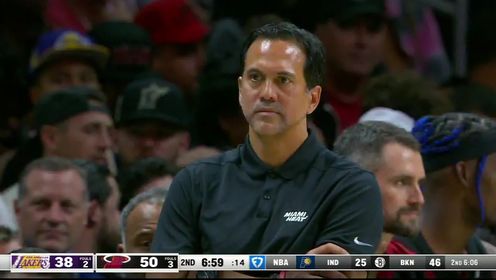 《迈阿密热火》【回放】NBA常规赛：湖人vs热火英文原声全场回放