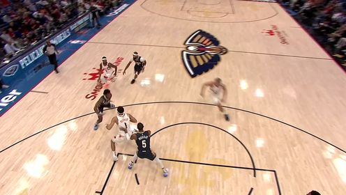 《NBA全场集锦》眼里只有篮筐！比尔持球推进杀入篮下强硬打进2+1