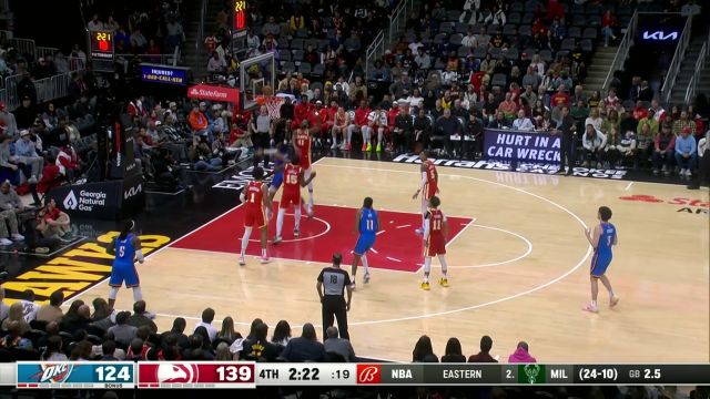 还有机会！  雷霆一波15-4进攻波将分差追到个位数