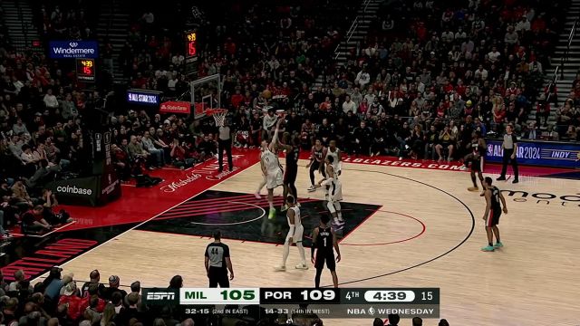 艾顿vs雄鹿集锦 20+11豪取两双强硬发挥