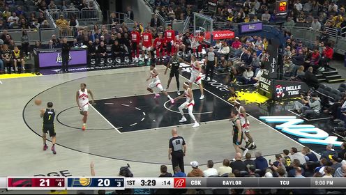 《TOP时刻》27日NBA最佳助攻 哈利伯顿施展魔法送出不看人击地妙传 