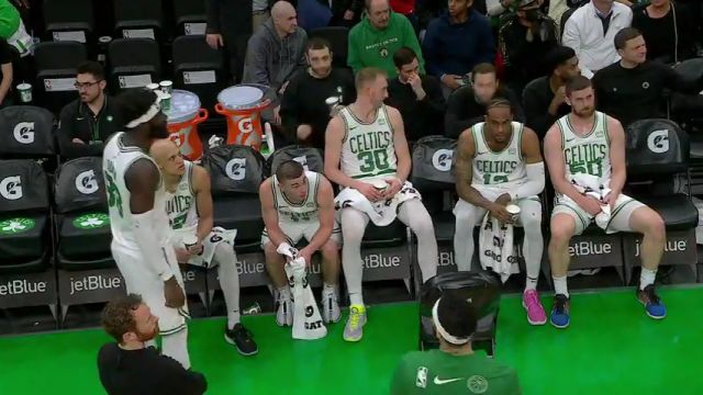 NBA常规赛：篮网vs凯尔特人第4节英文原声回放