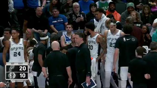 马刺vs独行侠第1节英文原声回放