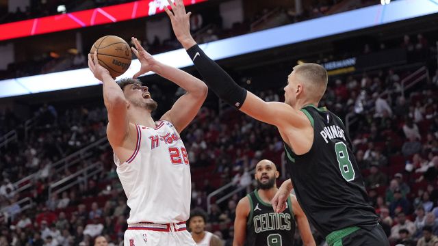 申京vs凯尔特人集锦 得到24+12+10本赛季首次三双