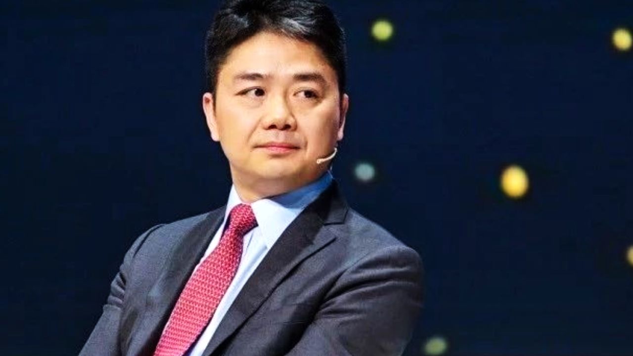 刘强东又给老家发现金了！每家几千元礼品，60岁以上老人每人一万元_高清1080P在线观看平台_腾讯视频