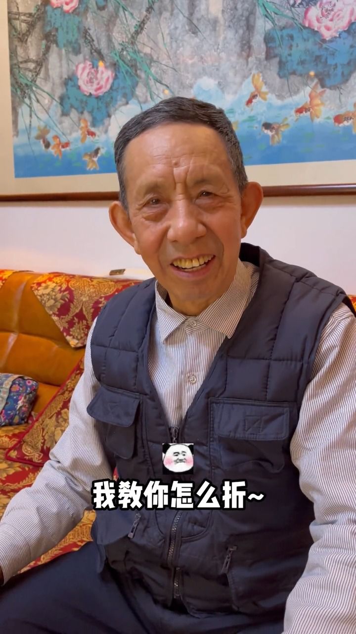 我就知道这第二形态不简单#年轻人小邹 #纸飞机 #顶级操作