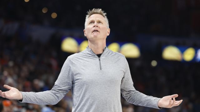 科尔2年3500万提前续约勇士！成为NBA年薪最高主帅