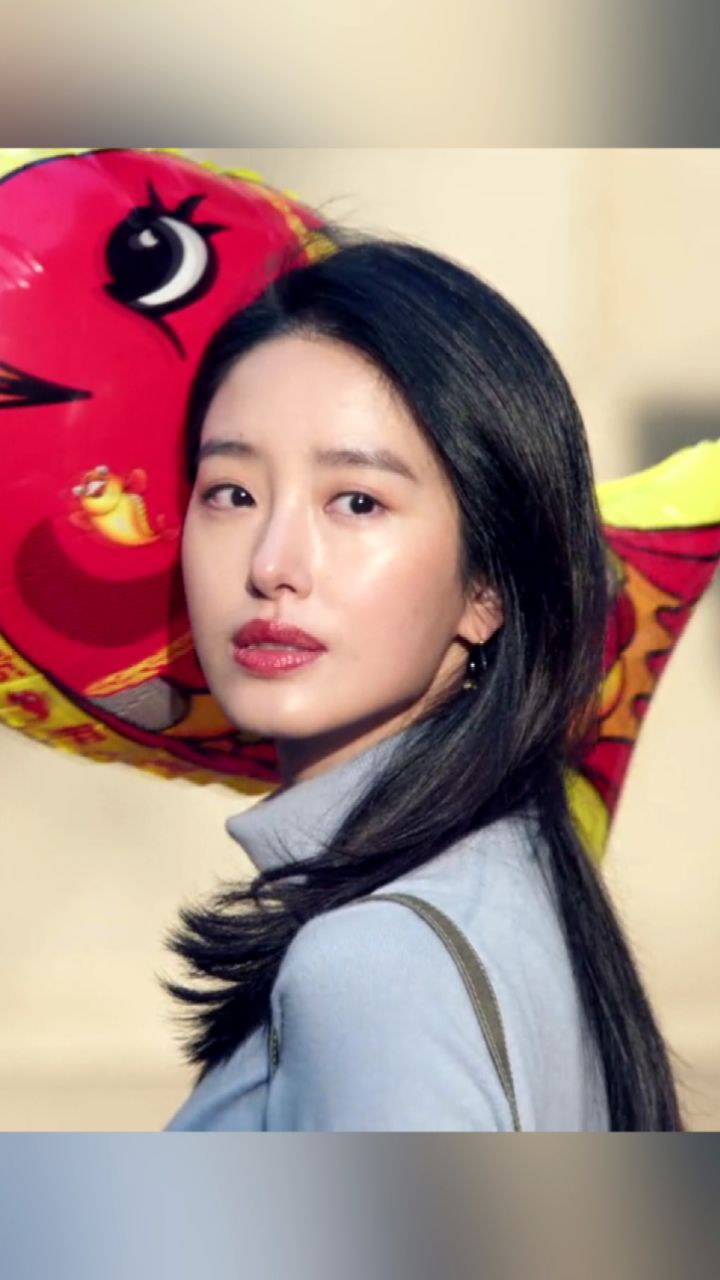 风情万种的杨采钰