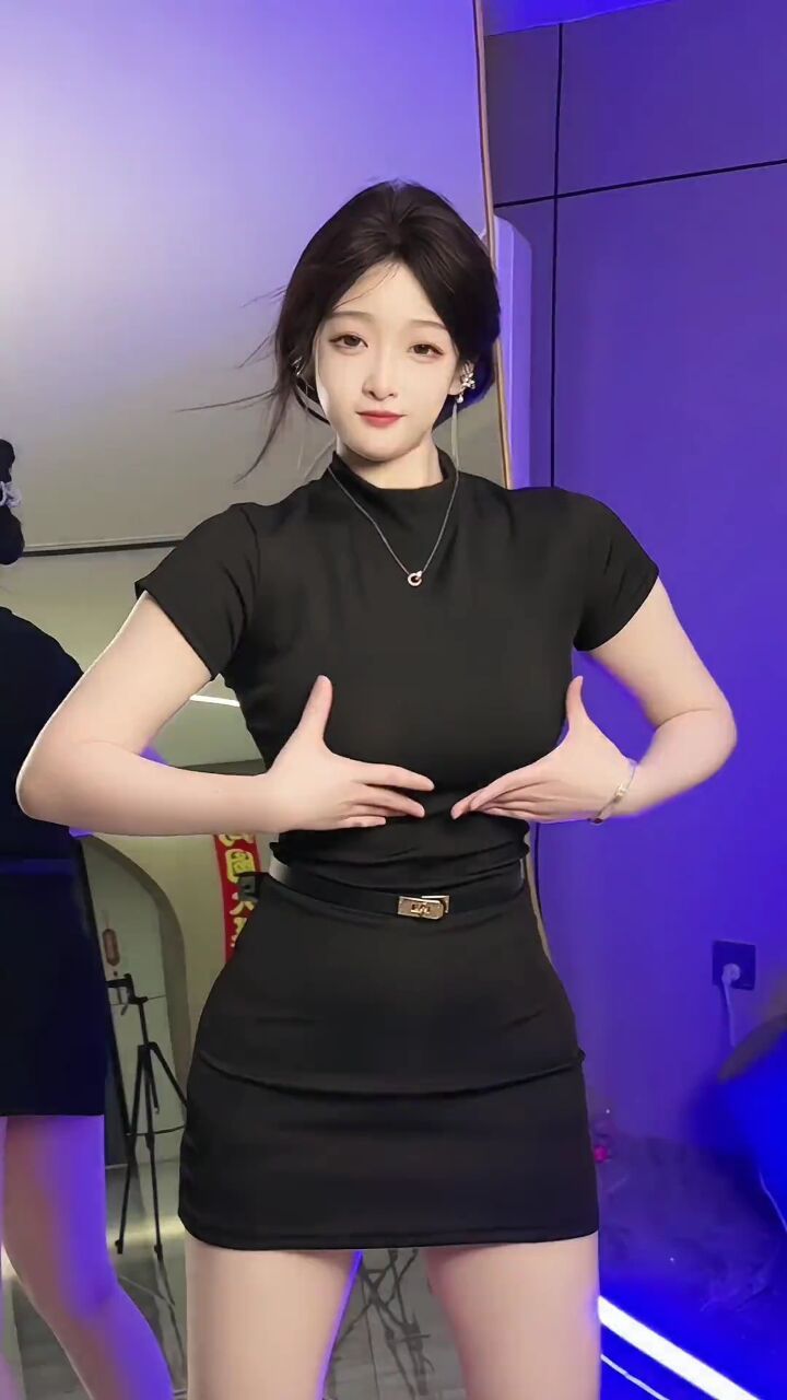 他喜欢坏坏的女孩#越看越上头 #御姐 #纯壮天花板